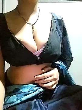 Snapshot of Hottestgirll chatting on October 13, 8:22 pm Hottestgirll online show from October 13, 8:22 pm