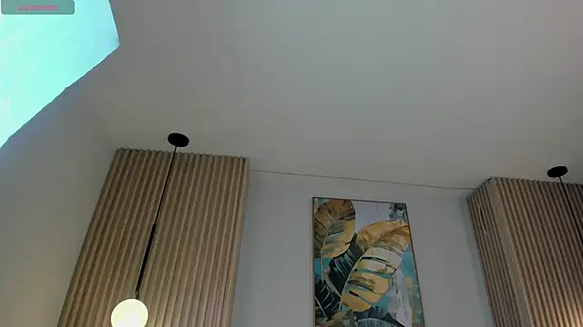 Mila Hank  online show from March 27, 12:17 pm