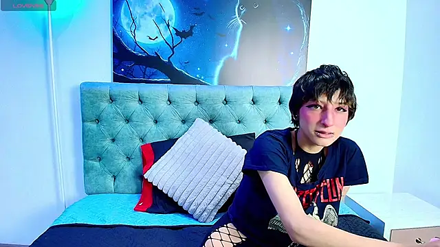 IsabelCortezz online show from October 6, 11:38 am