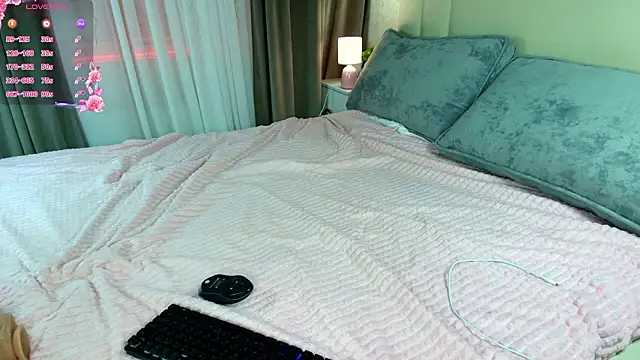 katerine Monroe online show from March 5, 8:15 pm