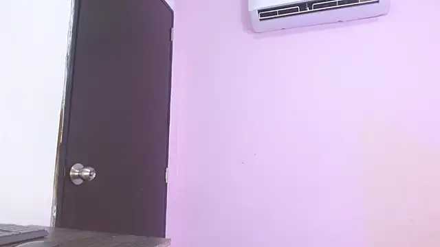 kiity horny  online show from October 9, 12:42 pm