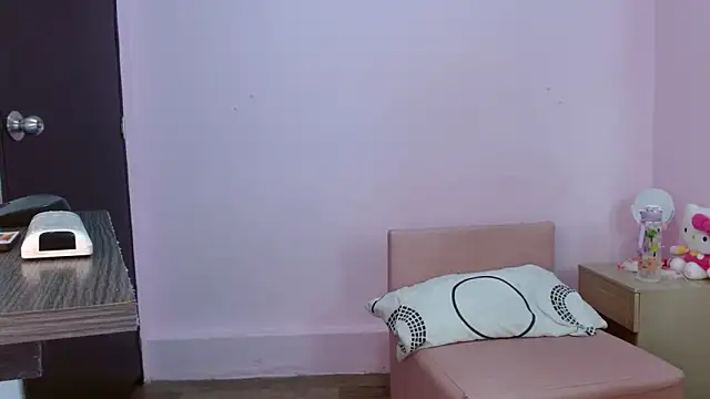 kiity horny  online show from September 24, 12:37 pm