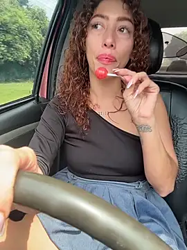 roxyrougee online show from February 8, 6:22 pm