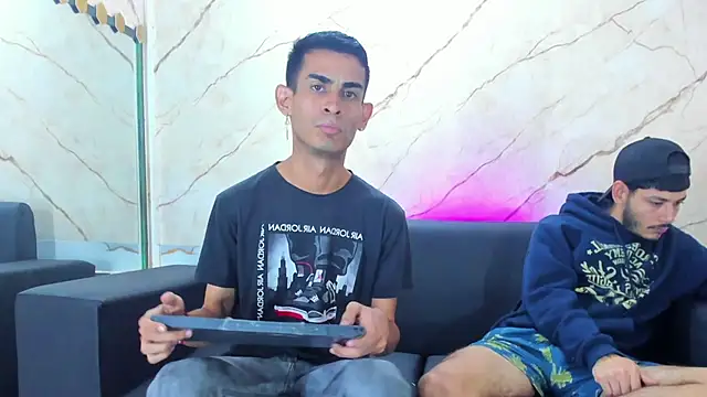 Golldens Dreamss online show from September 18, 4:11 am