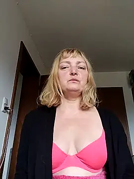 LiluLiluLilu online show from September 25, 7:51 am