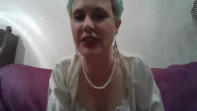 Verity Vix online show from February 14, 12:45 am