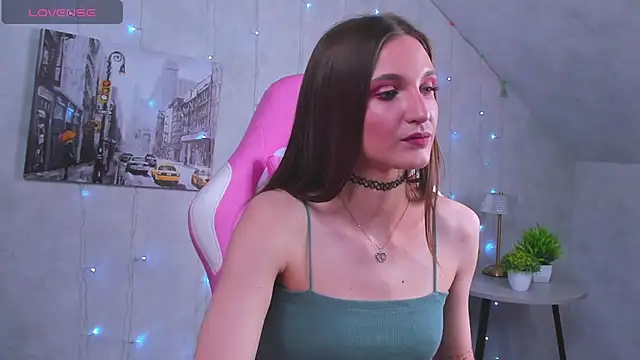 Alisha Green online show from September 15, 9:28 am