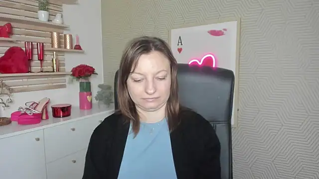 angelaSamt online show from March 11, 6:39 am