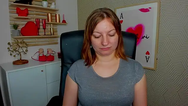 angelaSamt online show from May 6, 5:55 am