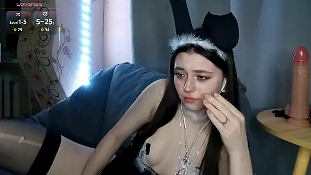 Sophiecuttie online show from October 23, 3:40 pm