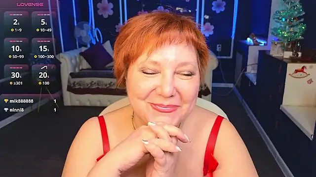 Kira Kenett online show from January 15, 1:28 pm