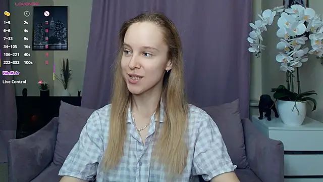 SoonMoor online show from March 30, 7:02 pm