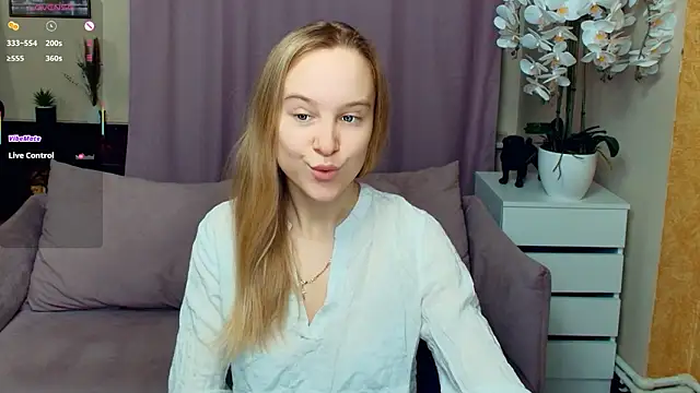 SoonMoor online show from January 31, 7:11 pm