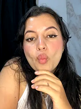 Snapshot of Emma_2903 chatting on September 10, 1:05 am Emma 2903 online show from September 10, 1:05 am