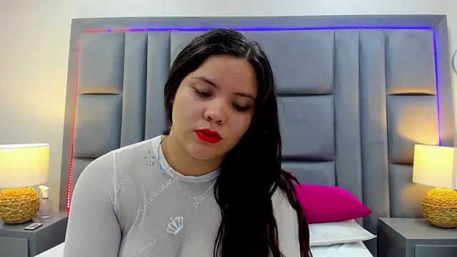 NahiaMonet online show from November 13, 11:42 am