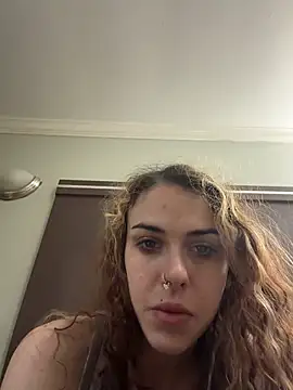 aurorasparkles online show from March 6, 6:30 am