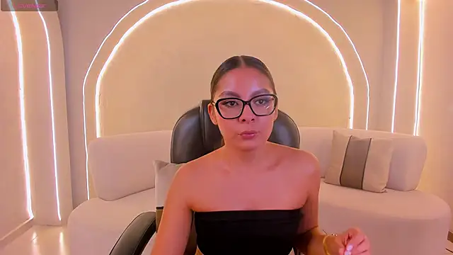 NinaBlum online show from October 16, 3:42 am