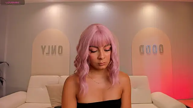 NinaBlum online show from September 10, 3:39 am