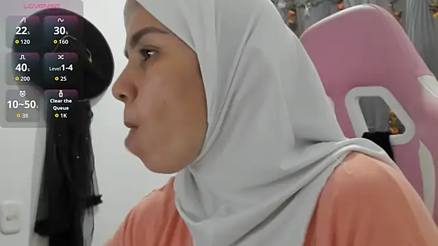 dalila kemur online show from December 13, 10:05 pm