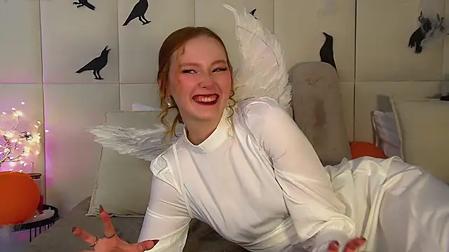 AgataFoxley online show from October 25, 6:43 am