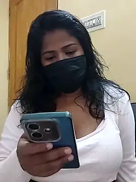 HAANNIAA online show from September 10, 10:15 am