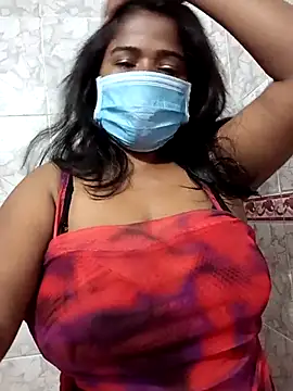 HAANNIAA online show from November 2, 3:37 pm