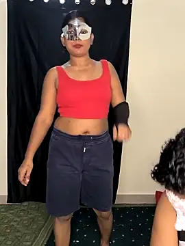 Snapshot of Family02 chatting on October 22, 3:50 pm Family02 online show from October 22, 3:50 pm