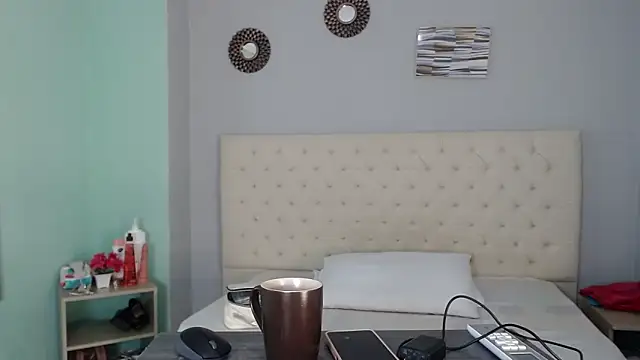 Snapshot of salome_aguilar chatting on September 19, 12:26 pm salome aguilar online show from September 19, 12:26 pm