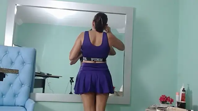 Snapshot of salome_aguilar chatting on September 30, 12:44 pm salome aguilar online show from September 30, 12:44 pm