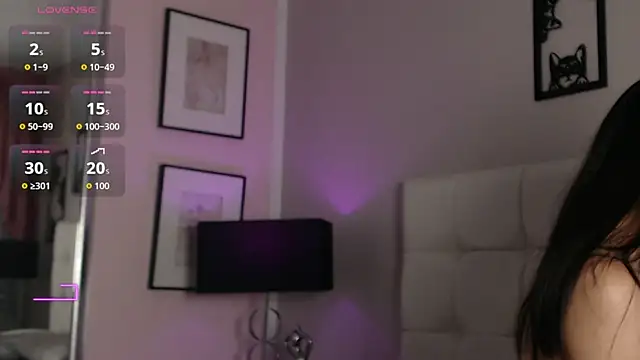 Maia Reficco online show from November 29, 9:08 pm