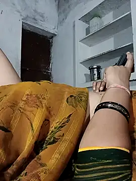 Snapshot of Hot_lali_555 chatting on September 18, 6:17 pm Hot lali 555 online show from September 18, 6:17 pm