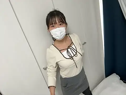 hikiwarinatto xoxo online show from November 22, 5:10 am