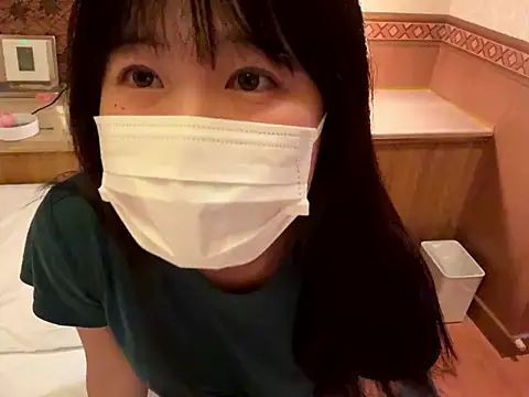 hikiwarinatto xoxo online show from October 8, 1:04 pm