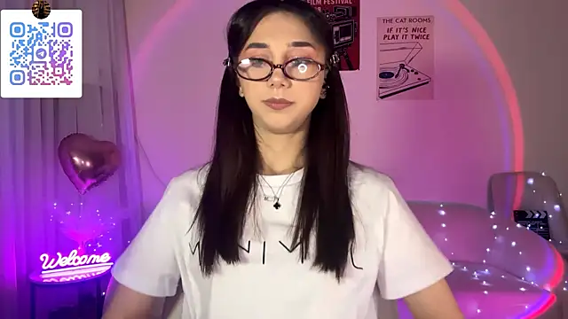 LinaMour online show from May 15, 11:51 pm