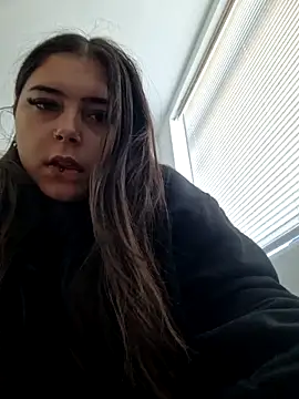 Snapshot of KatieLace chatting on September 27, 12:01 pm KatieLace online show from September 27, 12:01 pm