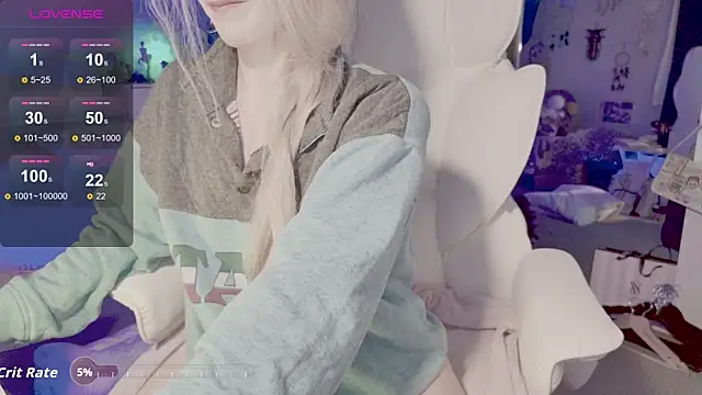 Talulaa online show from October 17, 6:22 pm