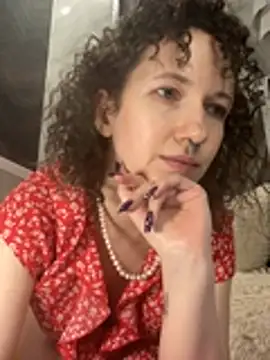 Kitty Kisss online show from February 5, 8:39 am