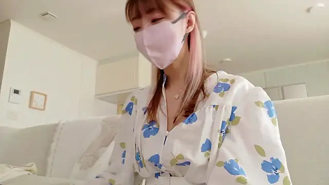 SUZU 1201 online show from September 12, 12:55 am