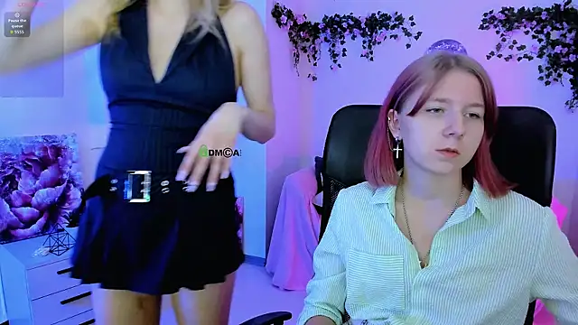 gloria bubble online show from July 5, 8:58 pm