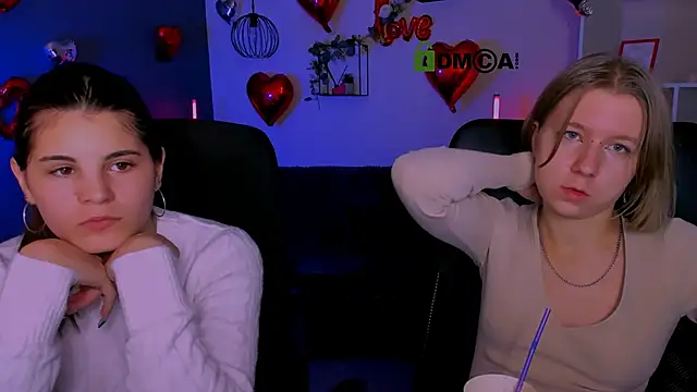 gloria bubble online show from February 12, 8:43 pm