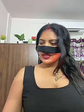 Snapshot of V-Hot-Sweti chatting on October 28, 10:21 am V-Hot-Sweti online show from October 28, 10:21 am