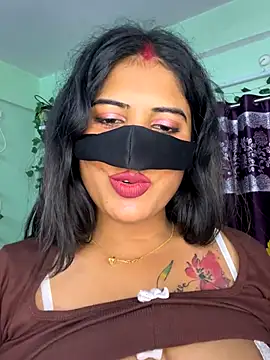 Snapshot of V-Hot-Sweti chatting on September 15, 6:04 pm V-Hot-Sweti online show from September 15, 6:04 pm