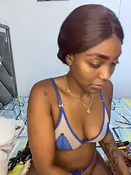 zaracollins01 online show from March 14, 9:27 pm