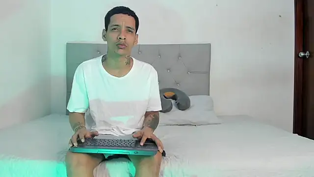 twinkDuohot online show from December 18, 4:17 am