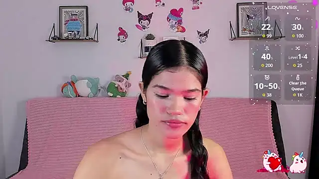 emycarver09 online show from March 6, 12:44 pm