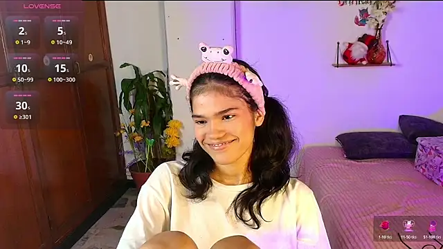 emycarver09 online show from November 25, 12:18 pm