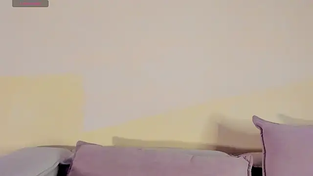 Vahl - online show from October 8, 3:33 am