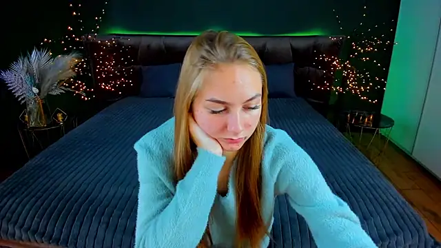 MilaAddams online show from October 7, 5:56 am