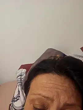 jessyca  online show from December 1, 6:32 pm