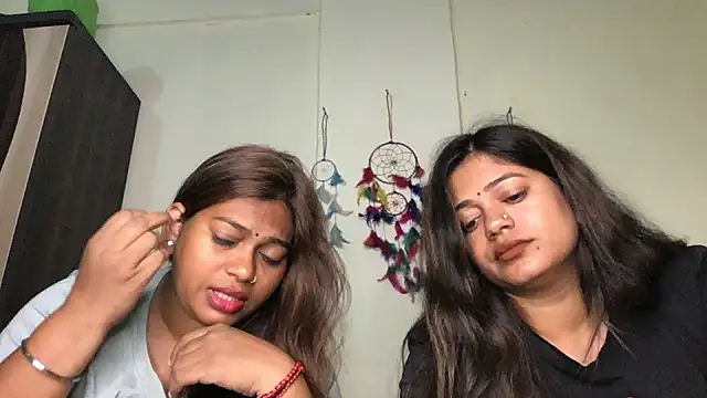 HoleyCoupon online show from February 25, 6:50 pm